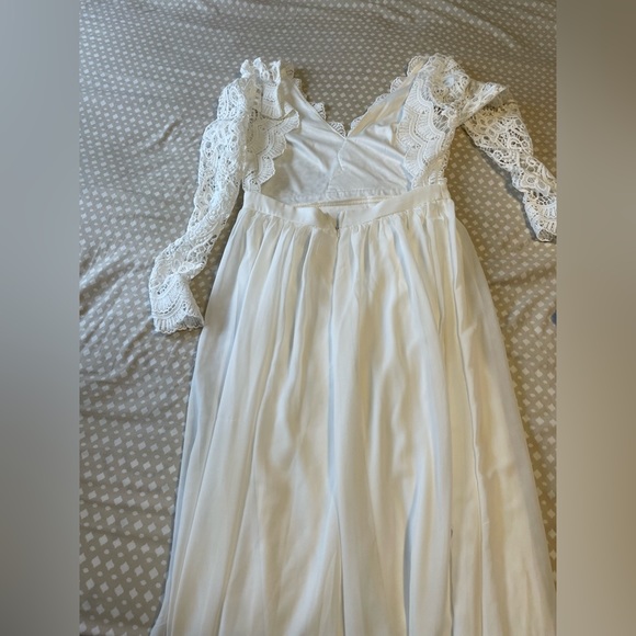 Wedding dress - Picture 3 of 6